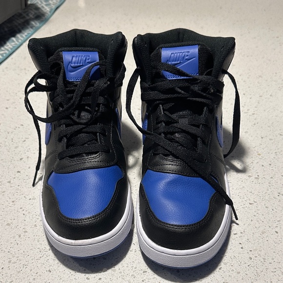 Nike Other - Nike Black and Blue Sneakers